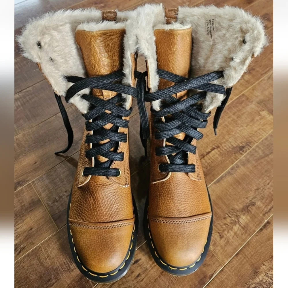 DR. MARTENS Aimilita FL Fur-Lined GRIZZLY LEATHER Boots TAN Sz US 10 - Picture 1 of 11